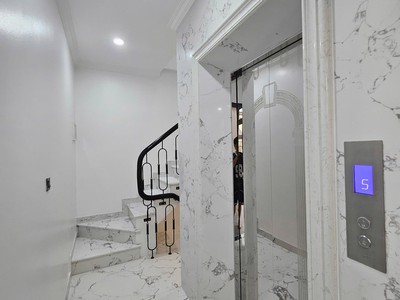 Bán nhà trung tâm bồ đề 50m2 6t, mặt tiền quyền lực, lô góc, full nội thất - 12.x tỷ 4
