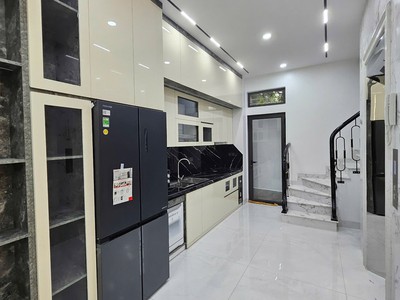 Bán nhà trung tâm bồ đề 50m2 6t, mặt tiền quyền lực, lô góc, full nội thất - 12.x tỷ 2