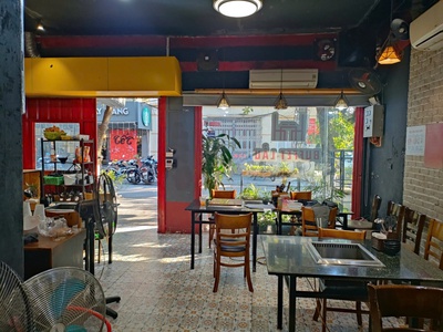Sang nhượng nhà hàng lẩu nướng ở khu bách-kinh-xây. 0