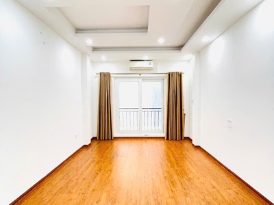 Chính chủ cho thuê MBKD mặt hồ hoàng càu 2969
