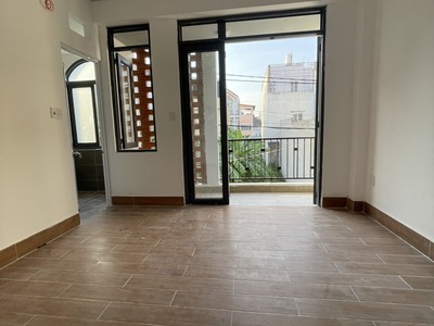 Chính chủ cho thuê MBKD mặt hồ hoàng càu 3684