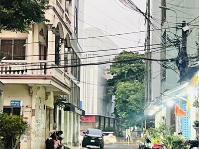 Chính chủ cho thuê MBKD mặt hồ hoàng càu 2931