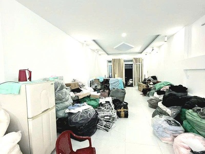 Chính chủ cho thuê MBKD mặt hồ hoàng càu 2717