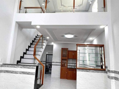 Chính chủ cho thuê MBKD mặt hồ hoàng càu 2951