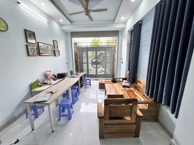 Chính chủ cho thuê MBKD mặt hồ hoàng càu 3115