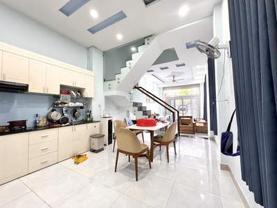 Chính chủ cho thuê MBKD mặt hồ hoàng càu 3114