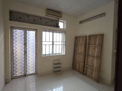 Chính chủ cho thuê MBKD mặt hồ hoàng càu 3739