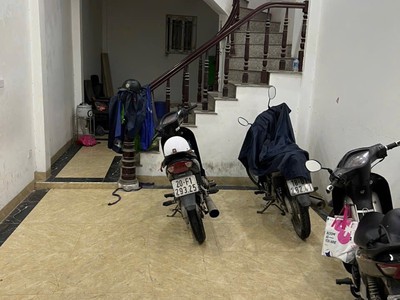 Cho thuê nhà ngõ kim giang, 40 m2  4 tầng 4pn 3vs, 10 triệu 0