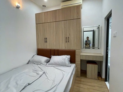 Chính chủ cho thuê MBKD mặt hồ hoàng càu 4005