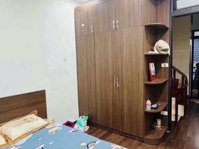 Chính chủ cho thuê MBKD mặt hồ hoàng càu 2646