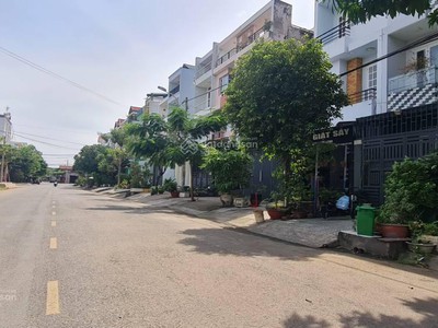 Chính chủ cho thuê MBKD mặt hồ hoàng càu 2666