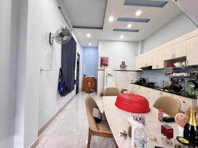 Chính chủ cho thuê MBKD mặt hồ hoàng càu 3176