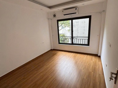 Chính chủ cho thuê MBKD mặt hồ hoàng càu 4322