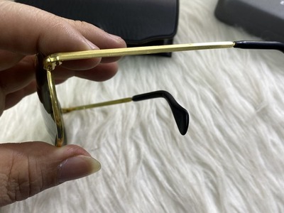 Gợi ý kính cơn mỹ đời 1980 chuôi đen cực xịn còn đẹp long lanh giá chỉ 5,5tr Var:TinhQuan 2