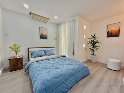 Nhà cạnh mt nguyễn phong sắc gần nguyễn hữu thọ, 104m2, 3 tầng, 12 phòng trọ, 5.x tỷ 0