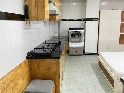 Chính chủ cho thuê MBKD mặt hồ hoàng càu 3263