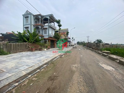 Bán đất bìa làng nguyên khê - 100m sơn du - nhìn ra đường nhật tân - nội bài 3