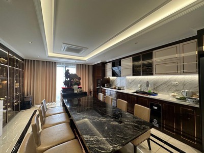 Chính chủ cho thuê MBKD mặt hồ hoàng càu 2928