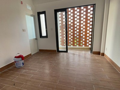 Chính chủ cho thuê MBKD mặt hồ hoàng càu 3760