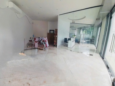 Sàn tầng 110m2 cho thuê tại Vinhomes Marina 0