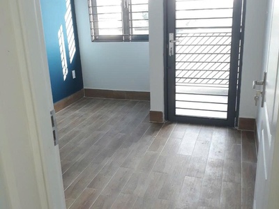 Chính chủ cho thuê MBKD mặt hồ hoàng càu 3906