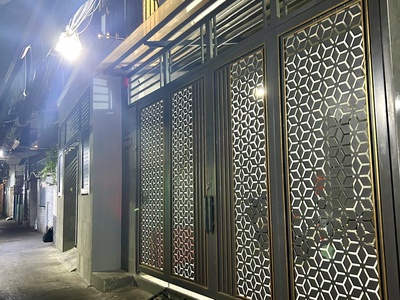 Nhà bán gần chợ 200- xóm chiếu- thông ra tôn thất thuyêt, tôn đản- khu vực kinh doan sầm uất. 4