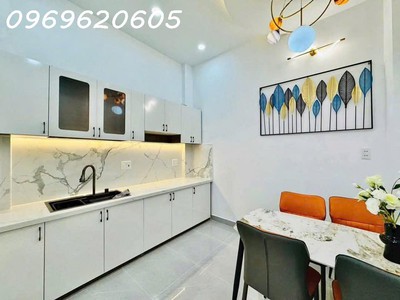 Chính chủ cho thuê MBKD mặt hồ hoàng càu 4283