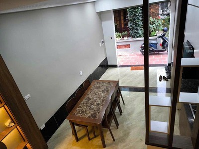Nhà 2 mặt thoáng   gần ngã tư thụy phương   giá tốt cho đầu tư 0