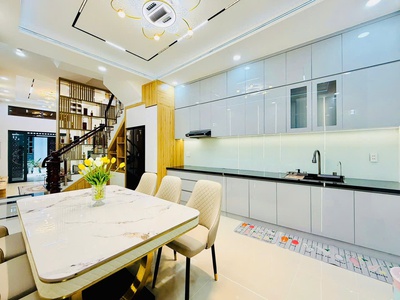Chính chủ cho thuê MBKD mặt hồ hoàng càu 3378