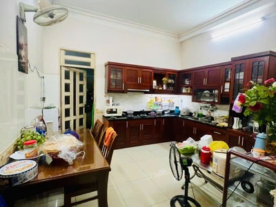 Bán nhà ngang 4.3m, huỳnh văn nghệ, 3 tầng, hẻm nhựa 5m thông, chỉ 6 tỷ hơn thương lượng 3
