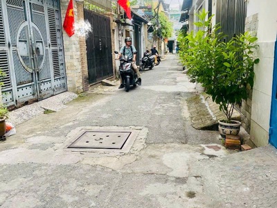 Bán nhà ngang 4.3m, huỳnh văn nghệ, 3 tầng, hẻm nhựa 5m thông, chỉ 6 tỷ hơn thương lượng 0