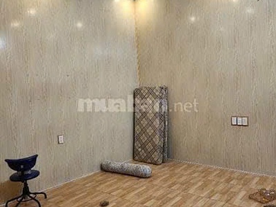 Cho thuê nhà  2 tầng gần đường tầu ngõ 82 phố mê linh, quận lê chân, hải phòng 2