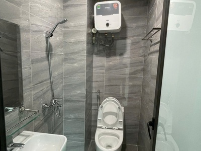 Chính chủ cho thuê MBKD mặt hồ hoàng càu 4119