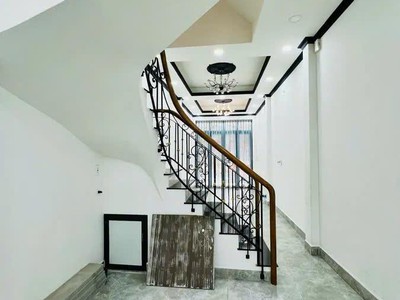 6 tầng, mặt tiền lk lạc long quân, ở / kd tốt, dòng tiền cho thuê ổn định 0