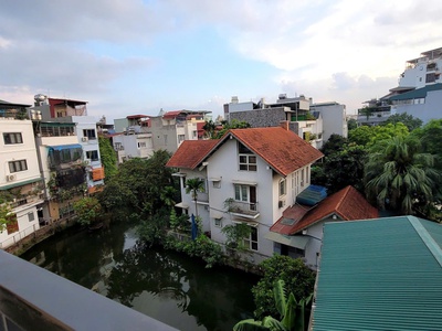 Chính chủ cho thuê MBKD mặt hồ hoàng càu 3071