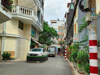 Ngang 8m hiếm, hxh, 4 tầng mới đẹp, 2 sân thượng thoáng mát, mua ở / kd tốt 3