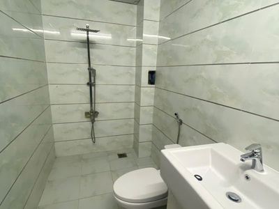 Chính chủ cho thuê MBKD mặt hồ hoàng càu 2891