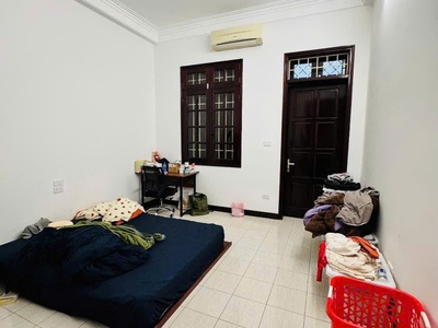 Chính chủ cho thuê MBKD mặt hồ hoàng càu 3093