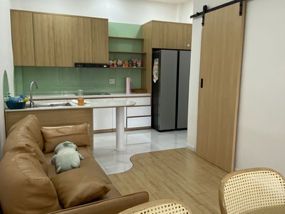 Chính chủ cho thuê MBKD mặt hồ hoàng càu 3333