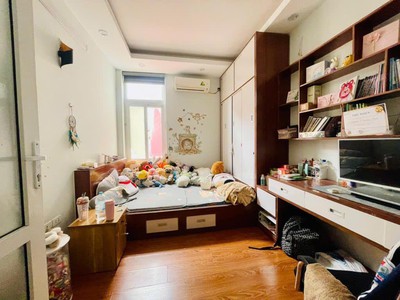 Chính chủ cho thuê MBKD mặt hồ hoàng càu 3294