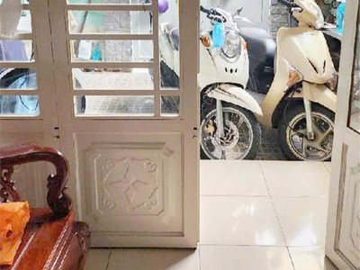 Chính chủ cho thuê MBKD mặt hồ hoàng càu 3471
