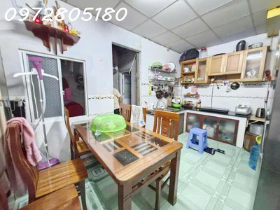 Bán nhà c4 rộng rãi 70m2,3pn,hẻm xe hơi ngay tỉnh lộ 43, bình chiểu thủ đức, chỉ 4 tỷ 3