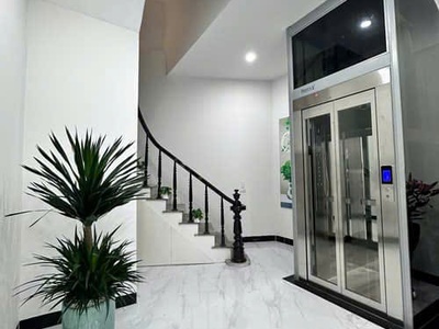 Mặt phố ô chợ dừa,nhà dân mới xây,lô góc ,vỉa hè,kinh doanh 2