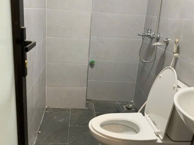 Bán nhà thịnh liệt- hoàng mai, 34 m2, 6 tầng, thang máy, mặt tiền 4,3 m, giá 8,95 tỷ. 2