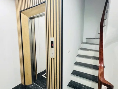 Nhà mói đẹp ô tô vào nhà giá đầu tư trường lâm 40m2  6 tầng 8.9 tỷ long biên. 3