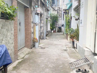 Nhà 2 tầng ở ngay, 28m2,ngay ql13 cầu ông dầu hiệp bình phước thủ đức 0