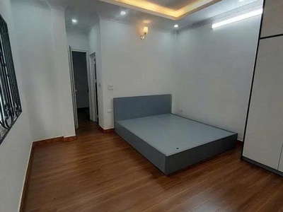 Chính chủ bán nhà lĩnh nam, 32mx4t, mt rộng. giá 6,2 tỷ 0