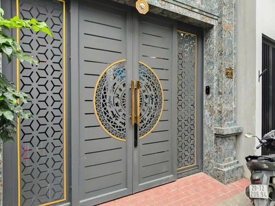 Nhà mới ngõ thông ô too ngủ trong nhà phố thạch bàn 63m2  8  tầng  14.2 tỷ long biên. 0