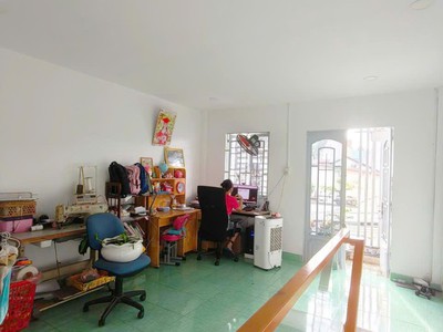 Nhà 2 tầng, hẻm 3 gác rộng, 44m2 gần ql 1k linh xuân thủ đức, chỉ 3.75 tỷ 3