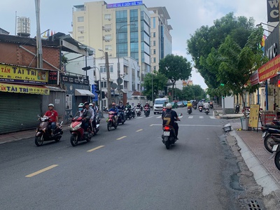 Bán tòa 2 mặt tiền nguyễn trãi quận 1, hầm 8 tầng, hđt: 200 triệu/tháng - giá 74 tỷ 2